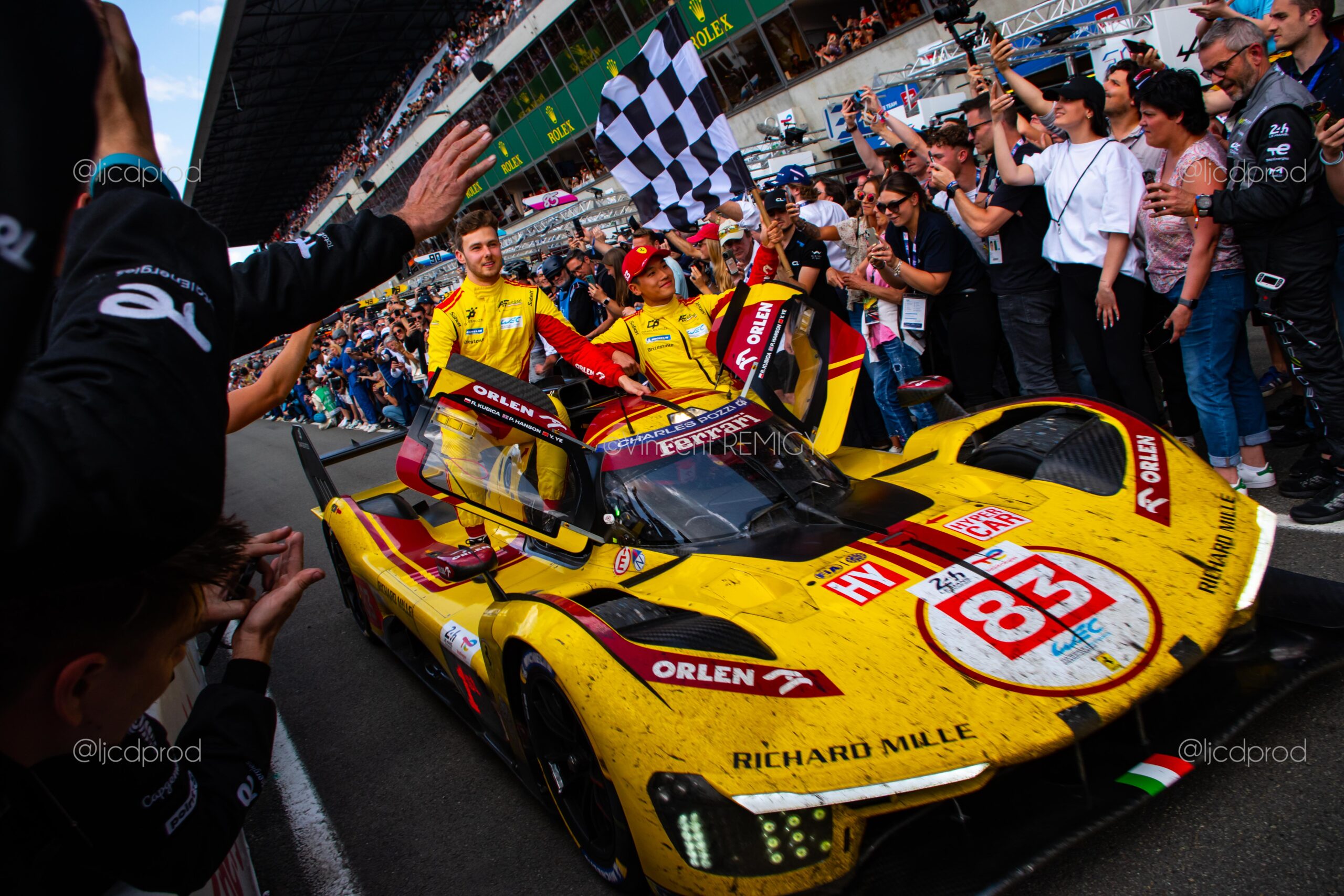 Photo à l'Unité - Victorieuse 83